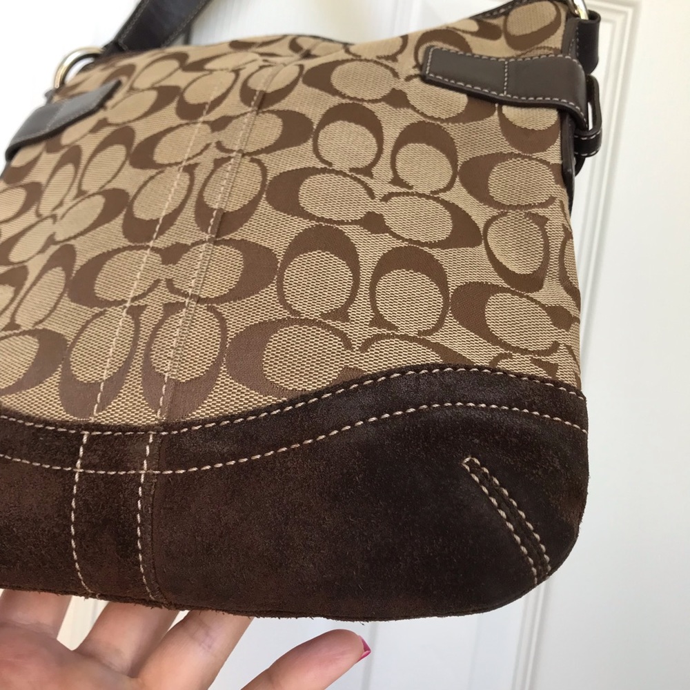 COACH Shoulder Bag - Picture 7 of 8